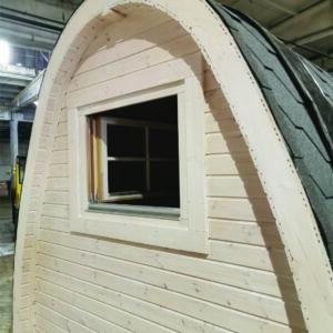 1 double-glazed window installed in the back wall